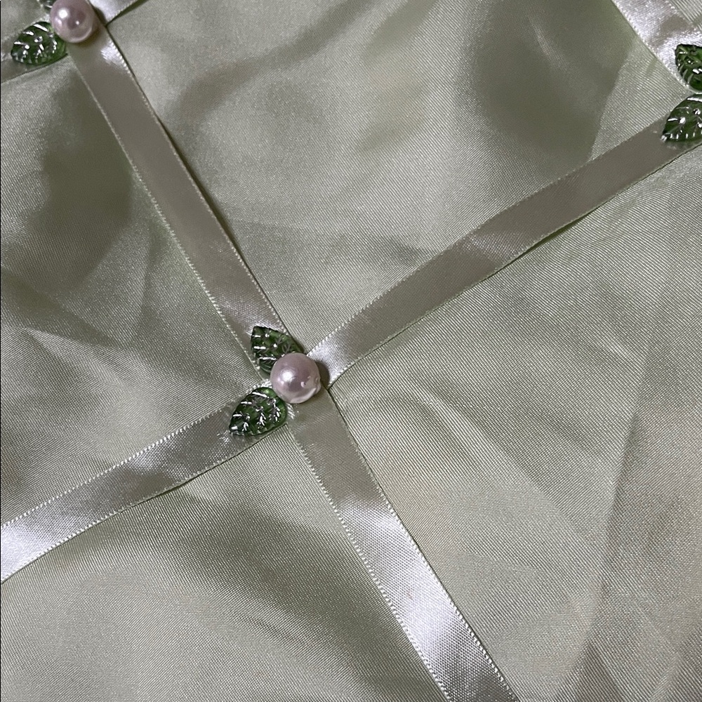 Martha Stewart Vintage Satin Green Tree Skirt and Stocking - Picture 6 of 6